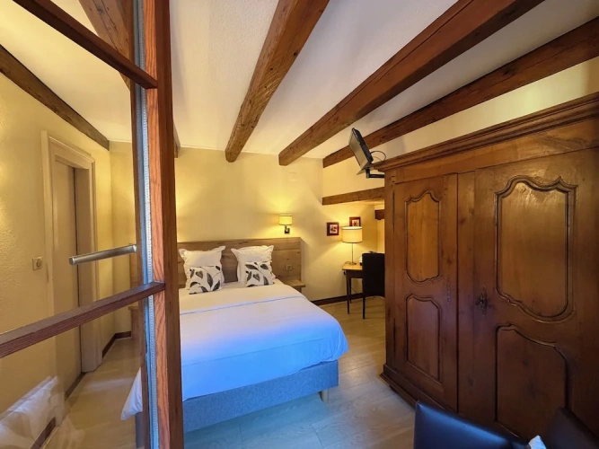 Classic Double room with courtyard view