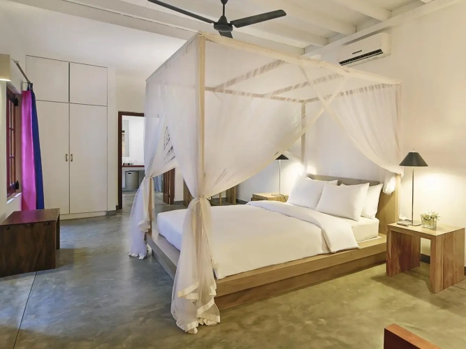 Deluxe Double Suite with city view