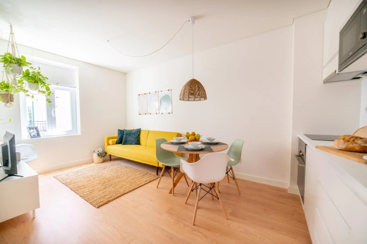 Monsanto Hill House - NO. 565 1D