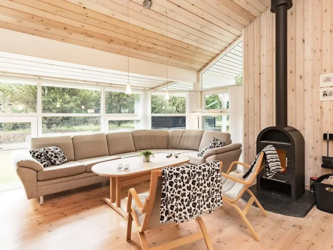 6 Person Holiday Home in Hals