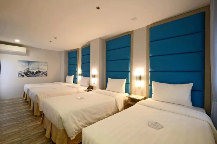 Standard Quadruple room