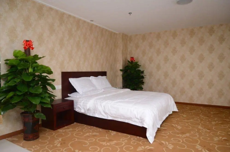 Super 8 Hotel