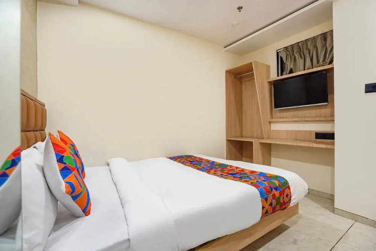 Fabhotel 7 Star I