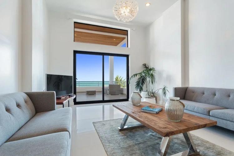 3 Bedrooms Luxury Penthouse room beachfront