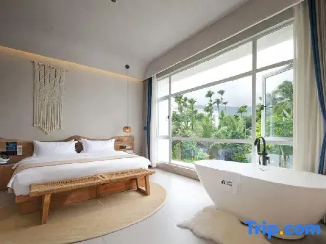 Twin Family Suite with balcony
