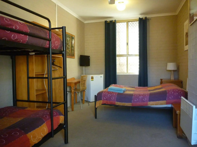 Newtown Backpackers