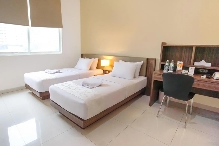 LeGreen Suite Gatot Subroto
