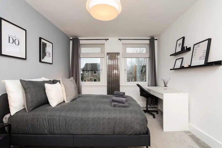 3 Bedroom House-free Parking