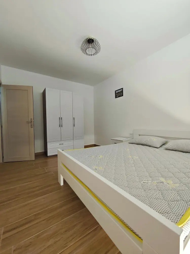Luna Apartments