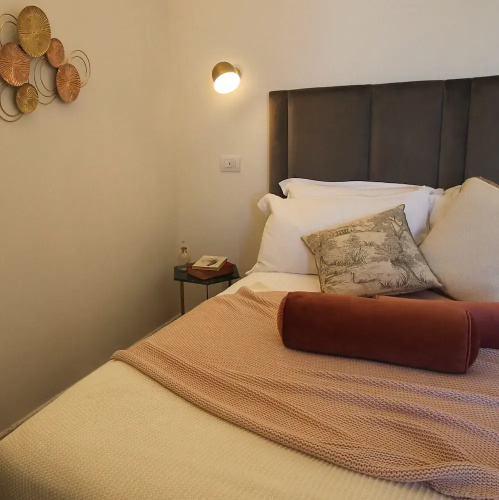 1940 Luxury Accommodations - 5 Suite Onice CAV