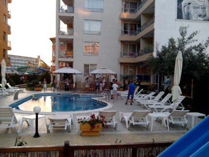 Megas Apartments
