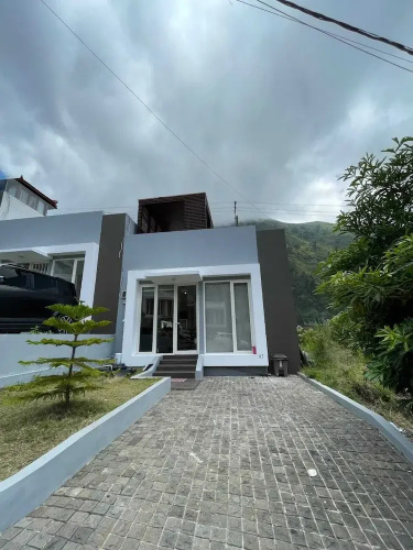 Orlando Hill Villa