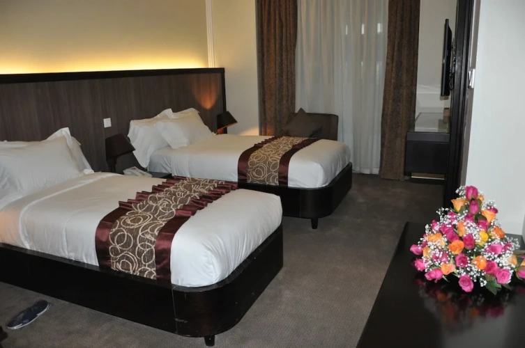 Standard Twin room with balcony