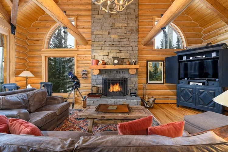 3 Bedrooms Cottage