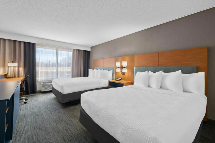 Country Inn & Suites by Radisson, Coon Rapids, MN