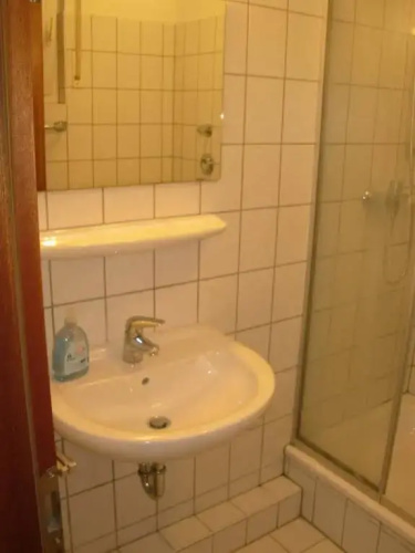Monteurwohnung im Zentrum Lierenfeld