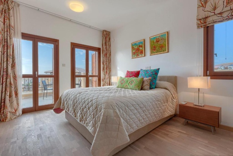 2 Bedrooms Apartment