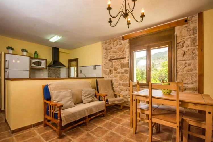 2 Bedrooms Double Apartment
