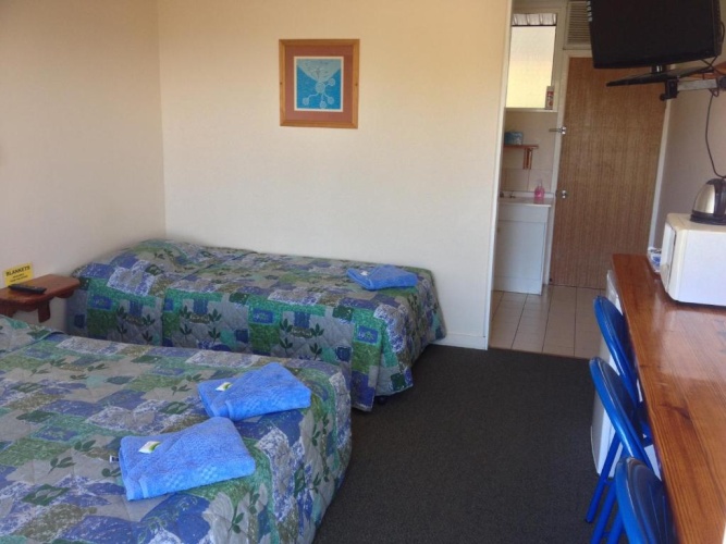 Standard Twin room with sea view