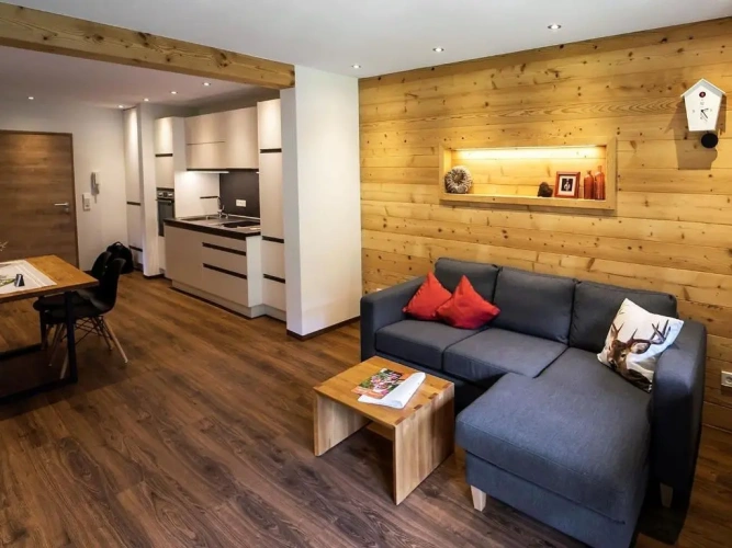 2 Bedrooms Apartment