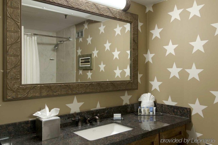 DoubleTree by Hilton Hotel Dallas - Campbell Centre photo 15
