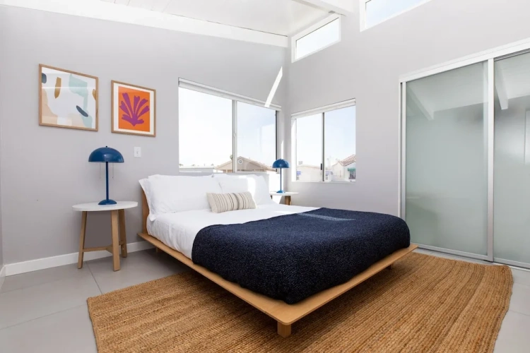 4 Bedrooms Cottage