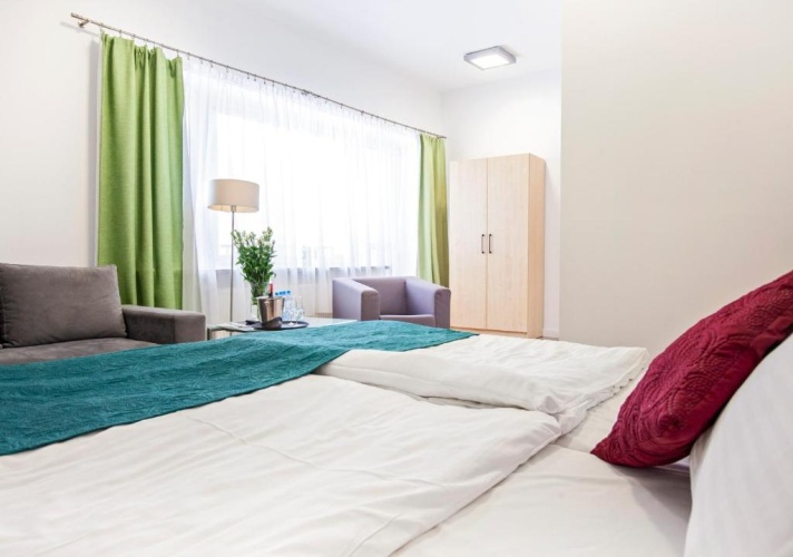 Standard Triple room