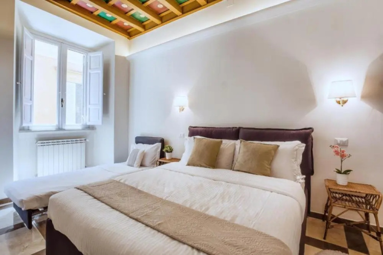 Trevi's Stylish Paradise