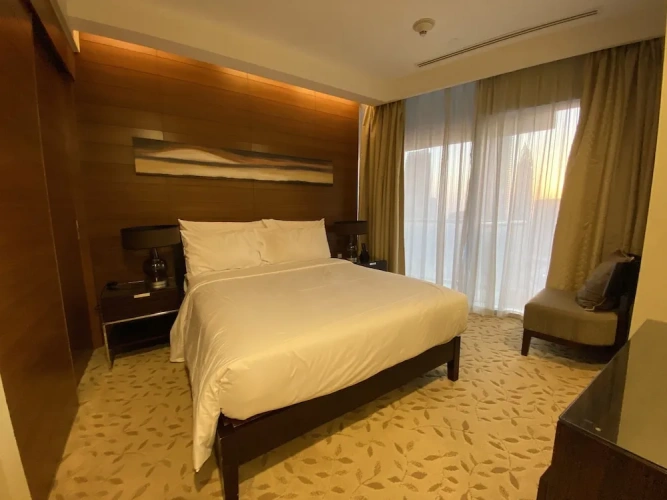 3 Bedrooms Luxury Apartment with balcony and with Burj Khalifa view