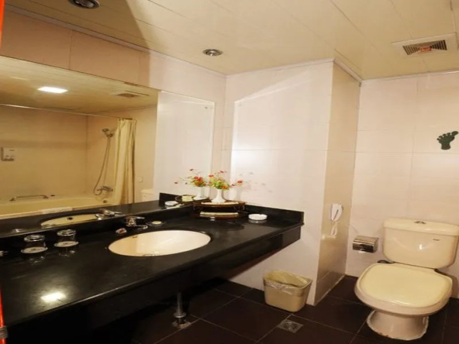 Xian Tietong Commercial Hotel