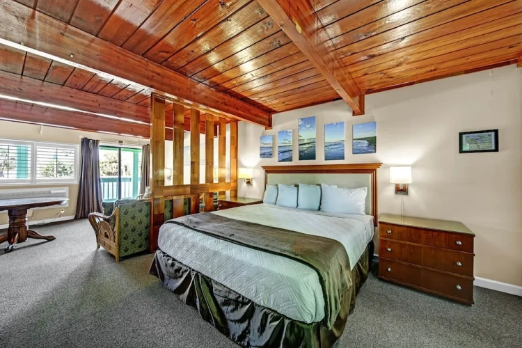 Standard Single Family room with balcony