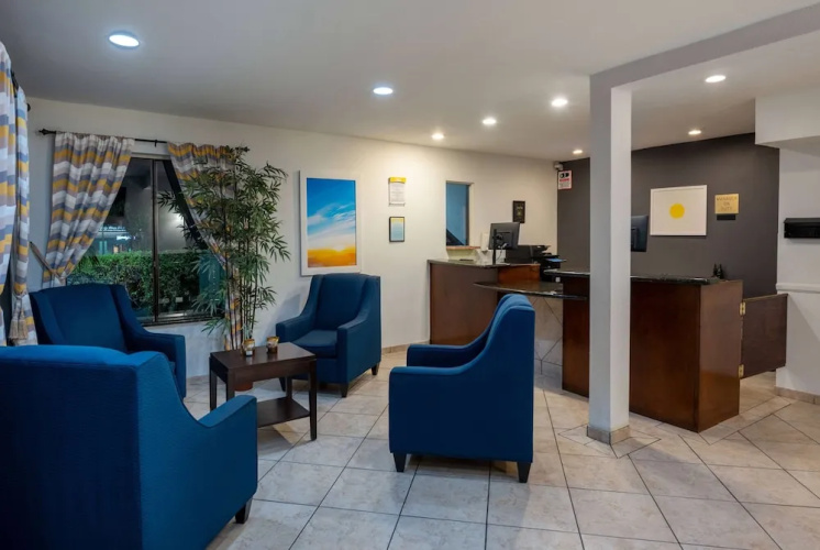 Days Inn By Wyndham Encinitas Moonlight Beach
