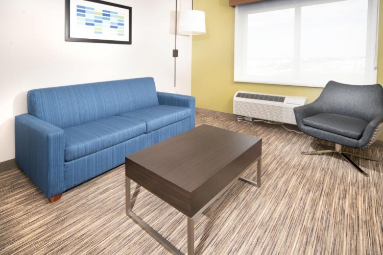 Quadruple Suite