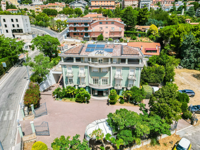 ALI HOTELS - Palace