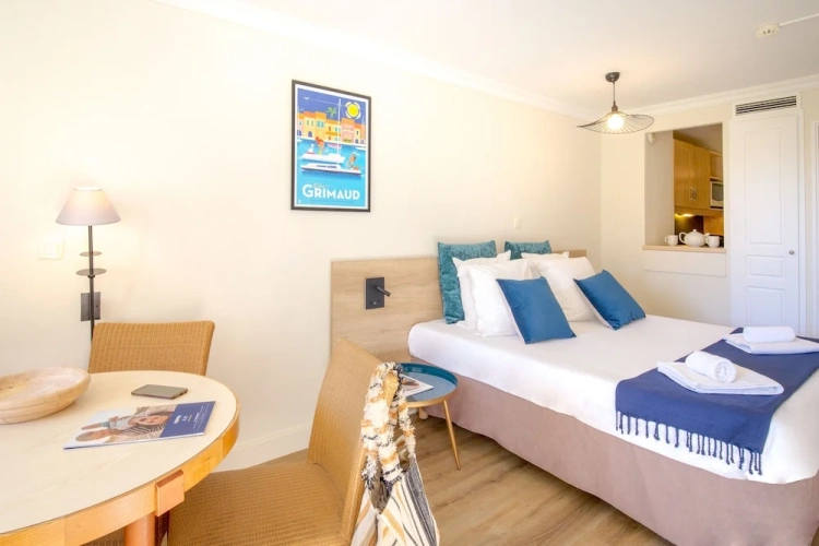 Standard Double room with balcony