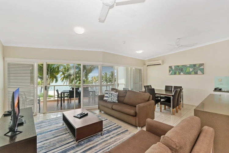 2 Bedrooms Apartment with balcony