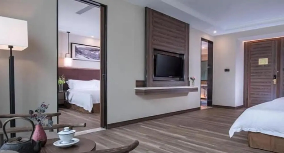 Auden  International  Hotel