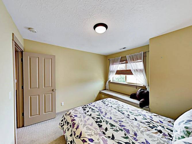 Posh - 3 Br Home