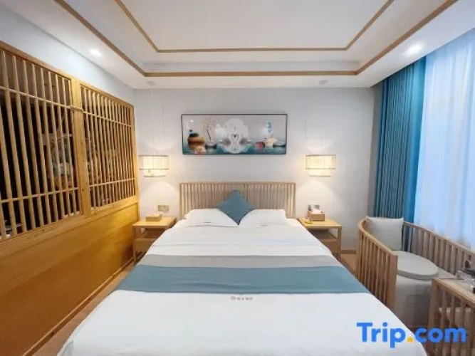 Standard Double room with river view