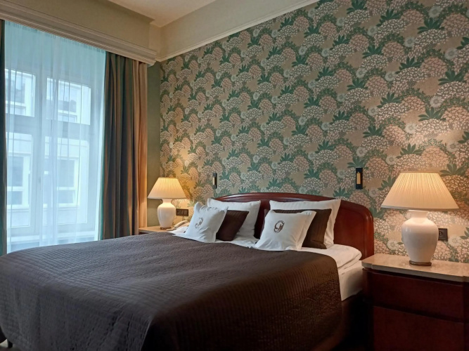 Grand Hotel