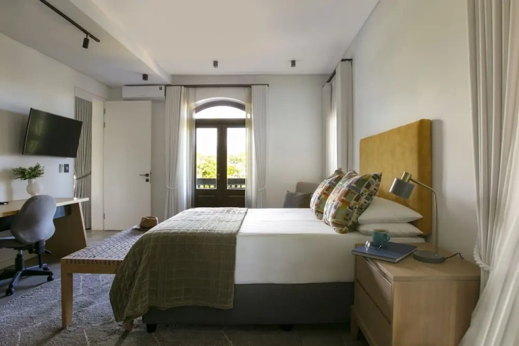 2 Bedrooms Executive Suite