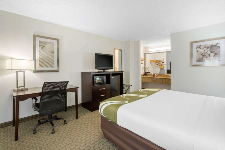 Quality Inn Clute Freeport