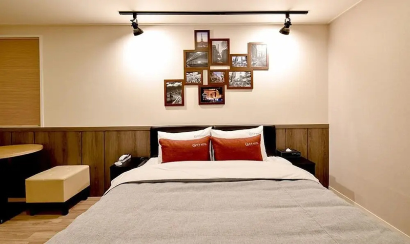 Haru Hotel