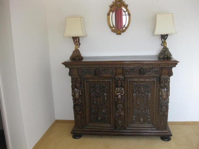1 Bedroom Apartment