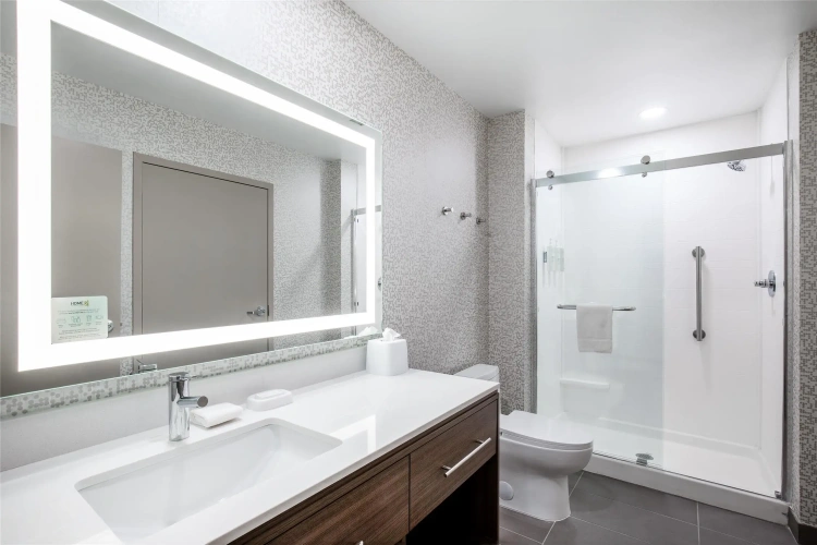 Quadruple Suite