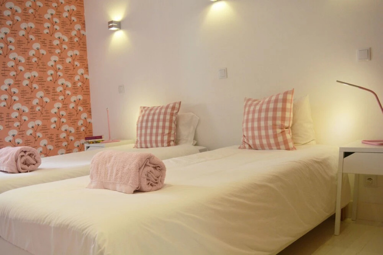 Santa Catarina Deluxe by Homing