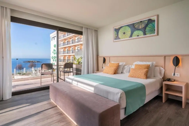 My Favorite Club Double room seafront