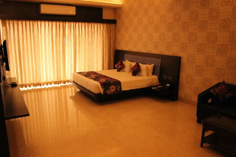 Club Anandam