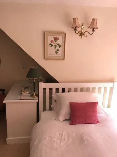 Tudor Place B&B