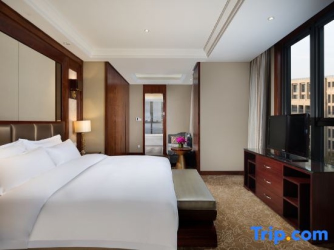 Business Double Suite